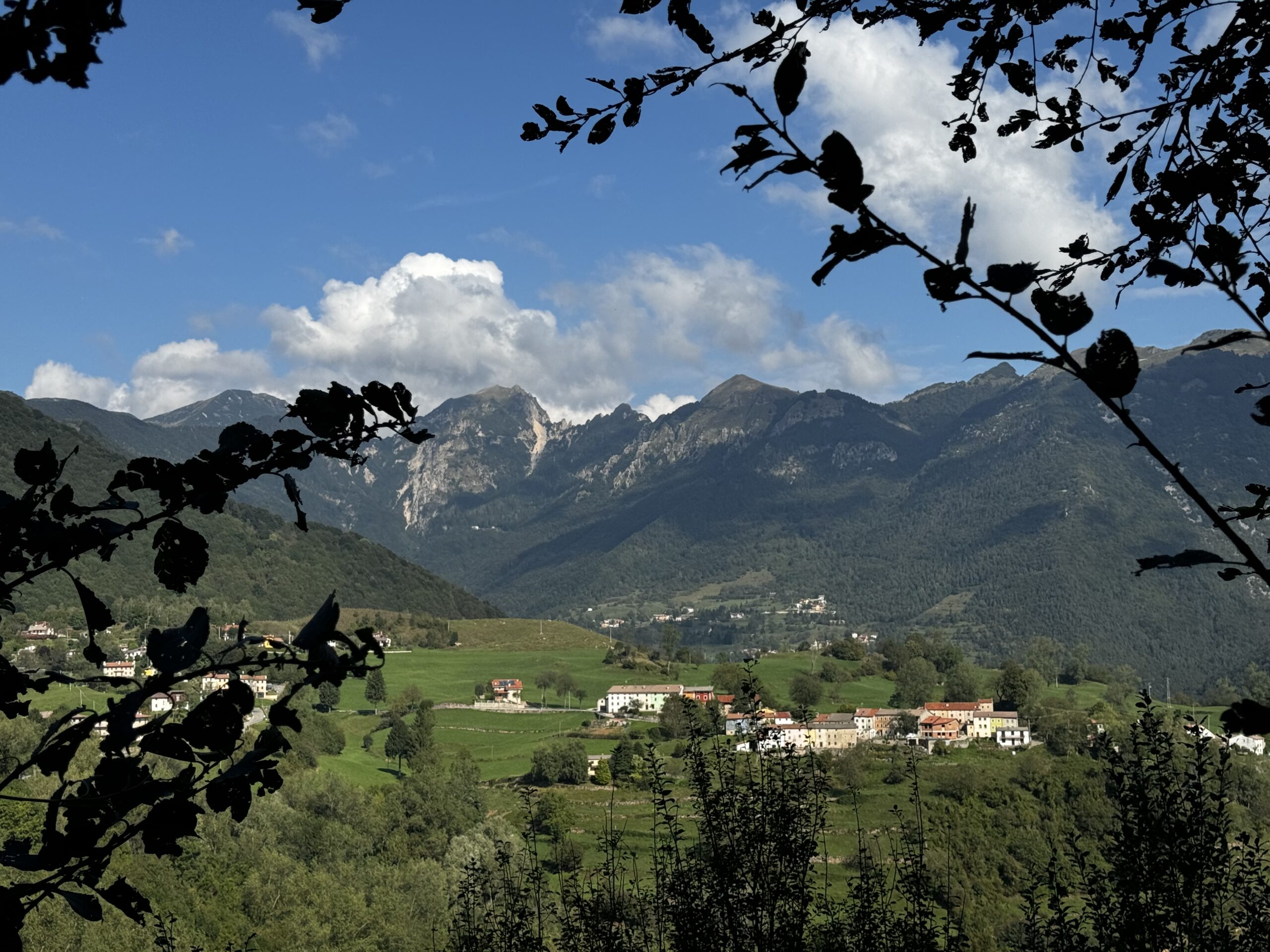 Scorci scendendo dalla Purga di Durlo