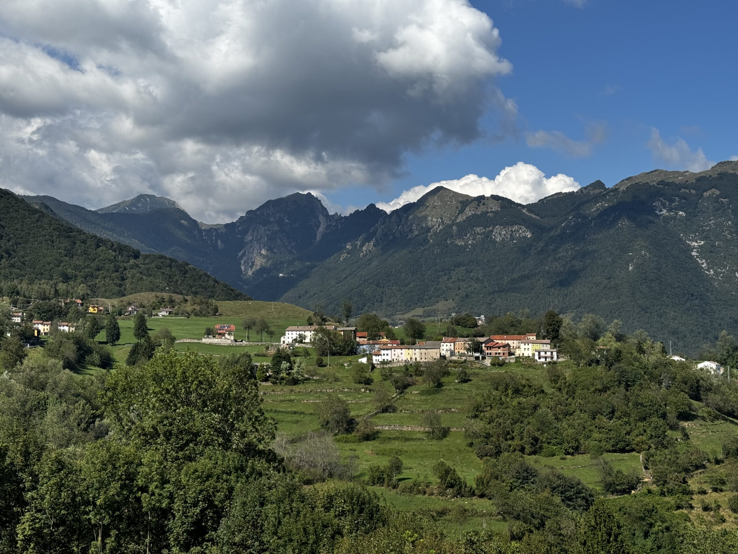 Vista sulla Catena delle Tre Croci Piccole Dolomiti